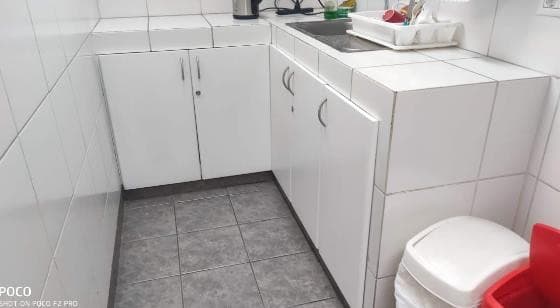 Desmontaje de cocina corporativa